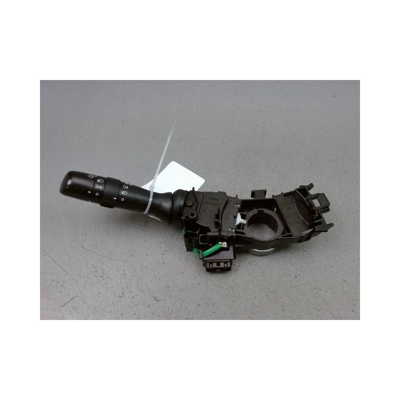 COMMANDE ECLAIRAGE TOYOTA YARIS 2005-