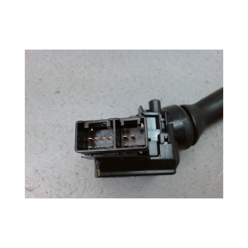 COMMANDE ESSUIE GLACE TOYOTA YARIS 2005-