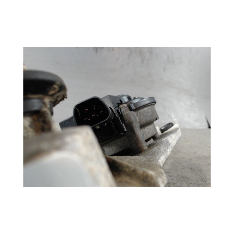MECANISME ESSUIE-GLACE AVANT MITSUBISHI COLT CZ 2005-