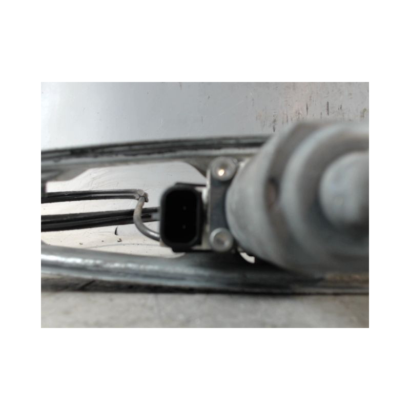 MECANISME+MOTEUR LEVE-GLACE AVANT DROIT MITSUBISHI COLT CZ 2005-
