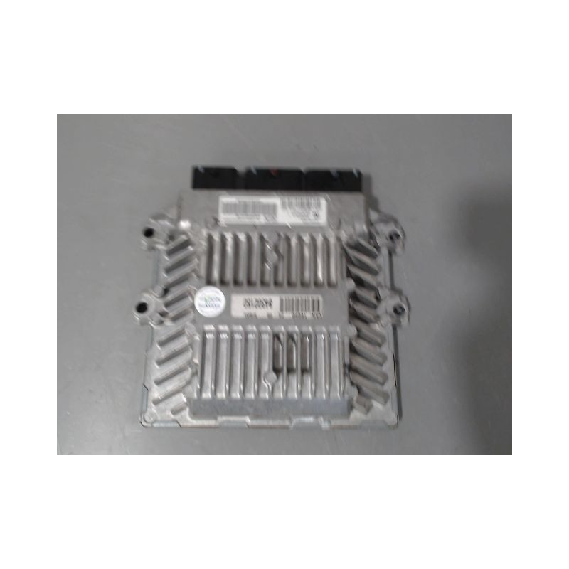 CALCULATEUR MOTEUR PEUGEOT 307