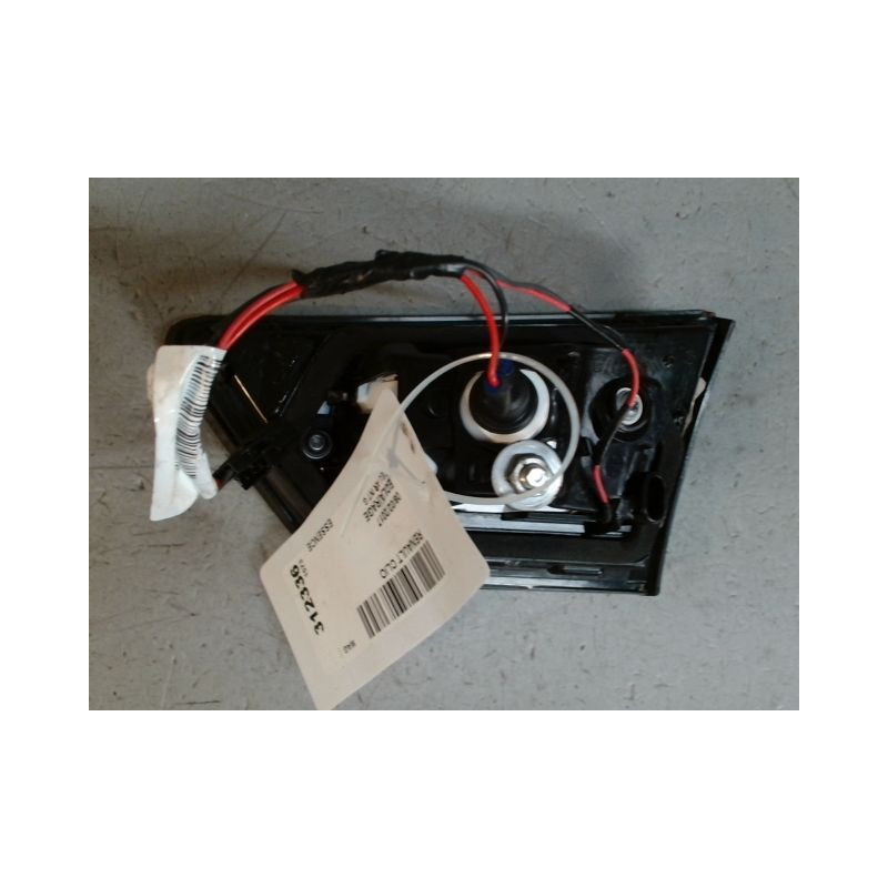 FEU ARRIERE INTERIEUR GAUCHE RENAULT CLIO