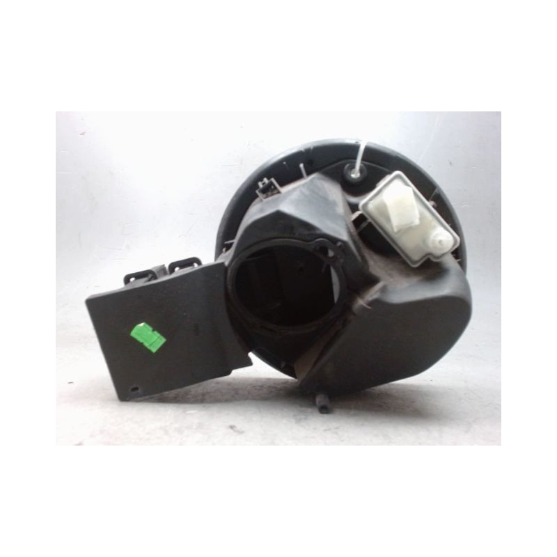 VOLET DE TRAPPE CARBURANT RENAULT CLIO