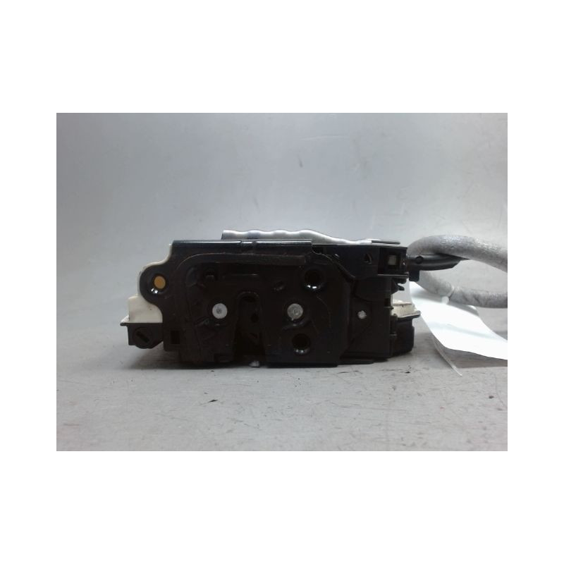 SYSTEME CONDAMNATION AVANT DROIT VOLKSWAGEN GOLF VI 2008-