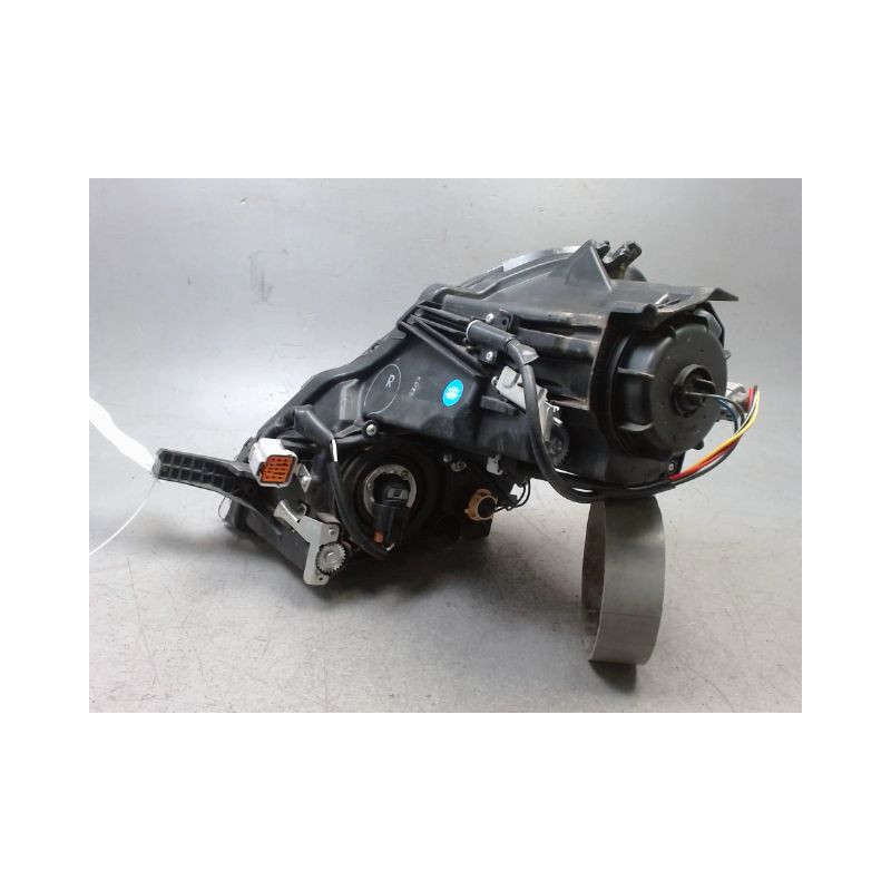 PHARE DROIT CITROEN C-ZERO