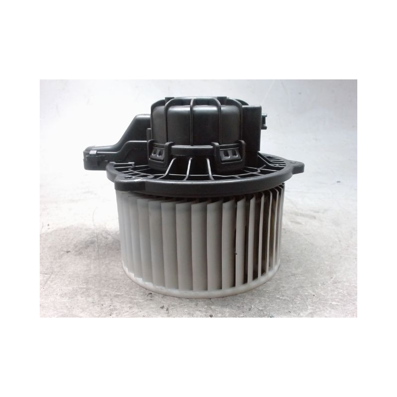 MOTEUR VENTILATEUR CHAUFFAGE HYUNDAI TUCSON
