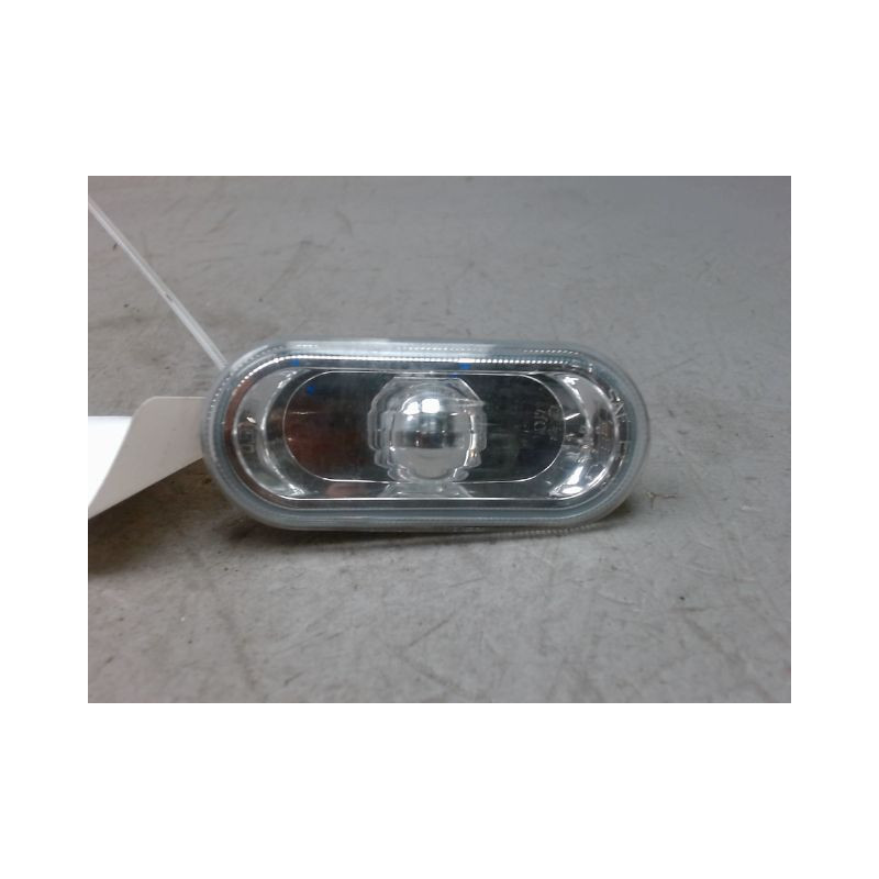 REPETITEUR AILE GAUCHE VOLKSWAGEN POLO 02-05