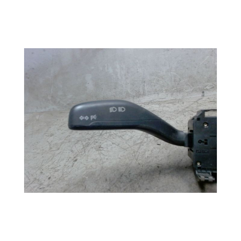 BLOC COMMODOS VOLKSWAGEN POLO 02-05