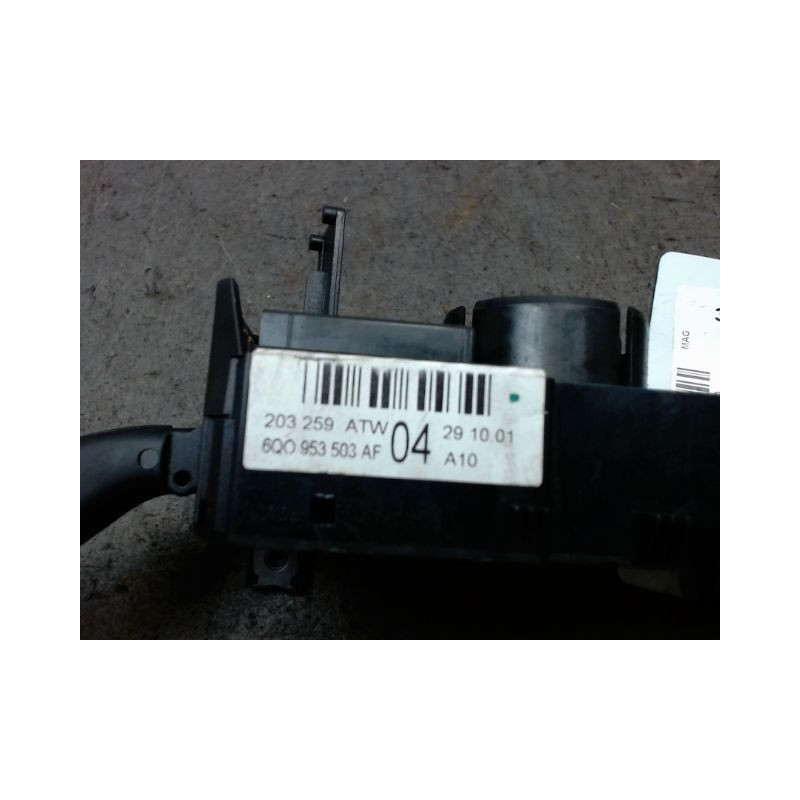 BLOC COMMODOS VOLKSWAGEN POLO 02-05