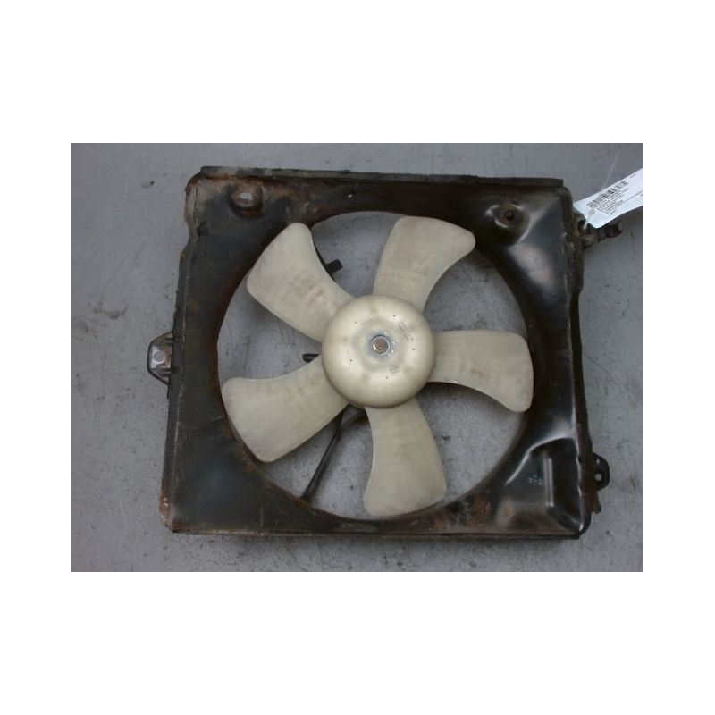 MOTEUR VENTILATEUR RADIATEUR TOYOTA AVENSIS -2000