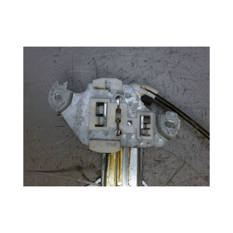 MECANISME+MOTEUR LEVE-GLACE AVANT DROIT NISSAN MICRA 2005-2007