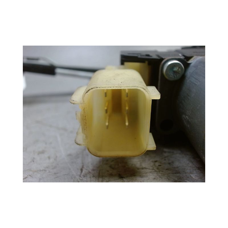 MECANISME+MOTEUR LEVE-GLACE AVANT DROIT FORD FIESTA