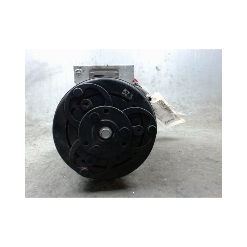 COMPRESSEUR AIR CONDITIONNE DACIA SANDERO