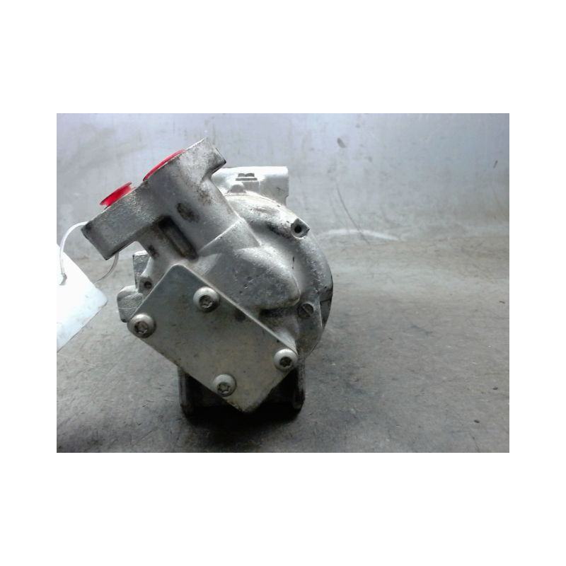 COMPRESSEUR AIR CONDITIONNE DACIA SANDERO