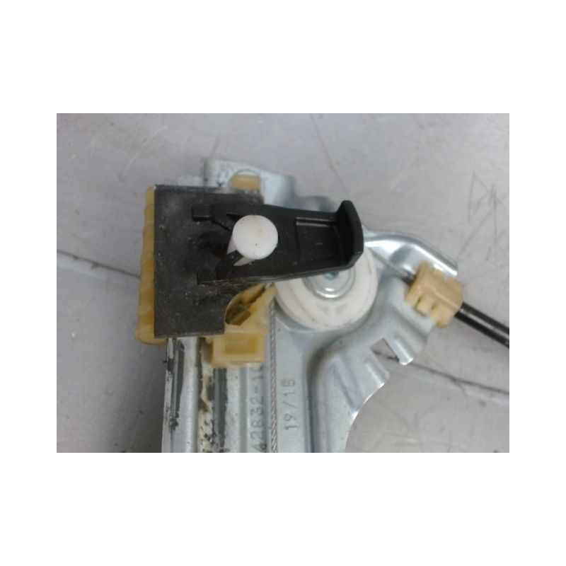 MECANISME+MOTEUR LEVE-GLACE AVANT DROIT RENAULT MEGANE