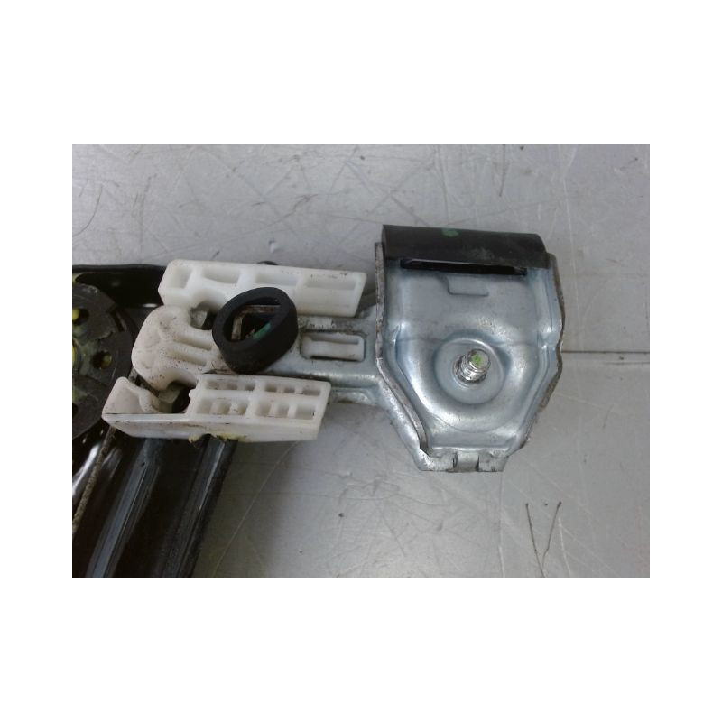 MECANISME+MOTEUR LEVE-GLACE AVANT GAUCHE OPEL MERIVA