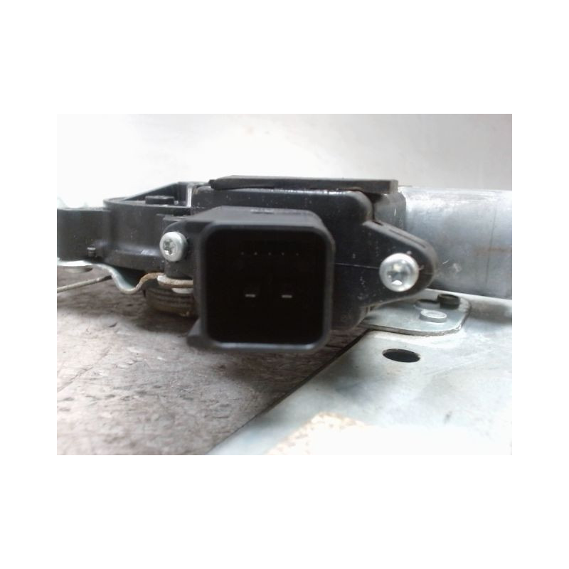 MECANISME+MOTEUR LEVE-GLACE ARRIERE DROIT OPEL MERIVA