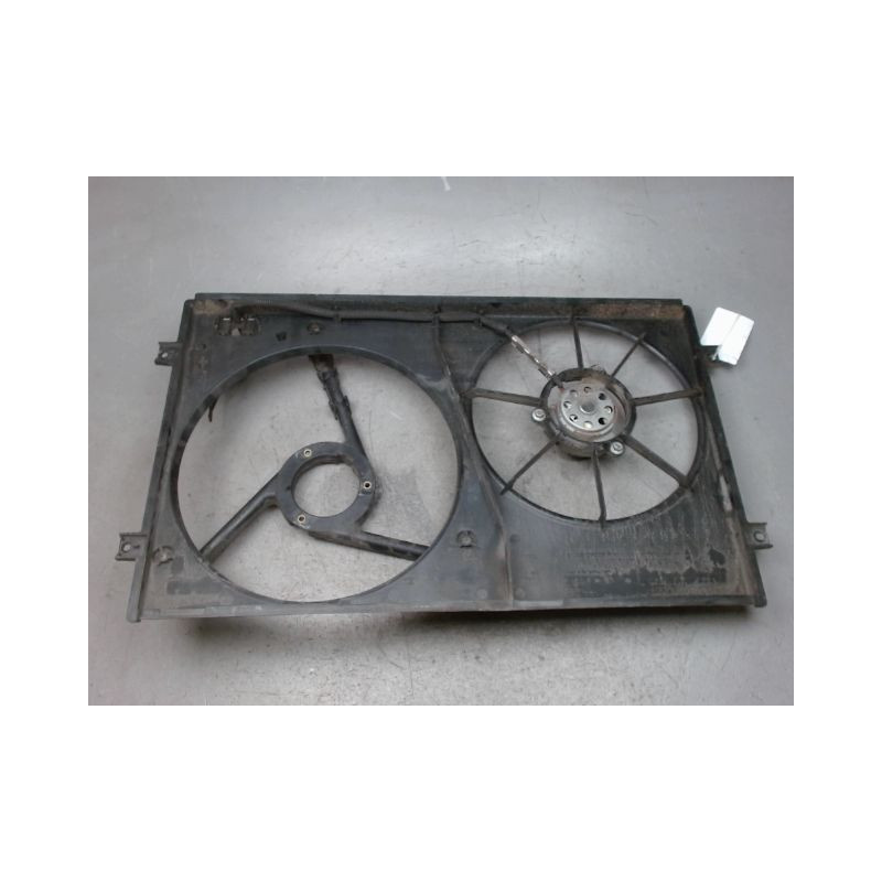 SUPPORT DE VENTILATEUR VOLKSWAGEN GOLF IV 98-2004