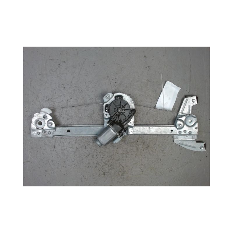 MECANISME+MOTEUR LEVE-GLACE AVANT DROIT PEUGEOT 107 5P