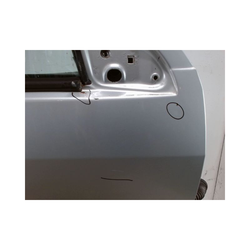PORTE AVANT DROIT FORD FOCUS 98-04