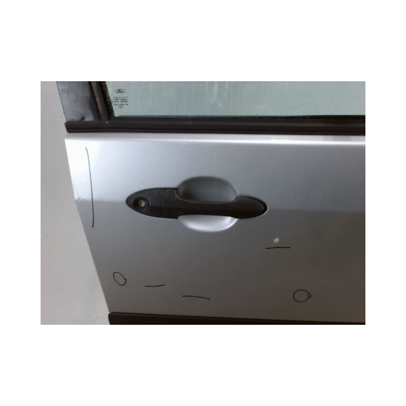 PORTE AVANT DROIT FORD FOCUS 98-04