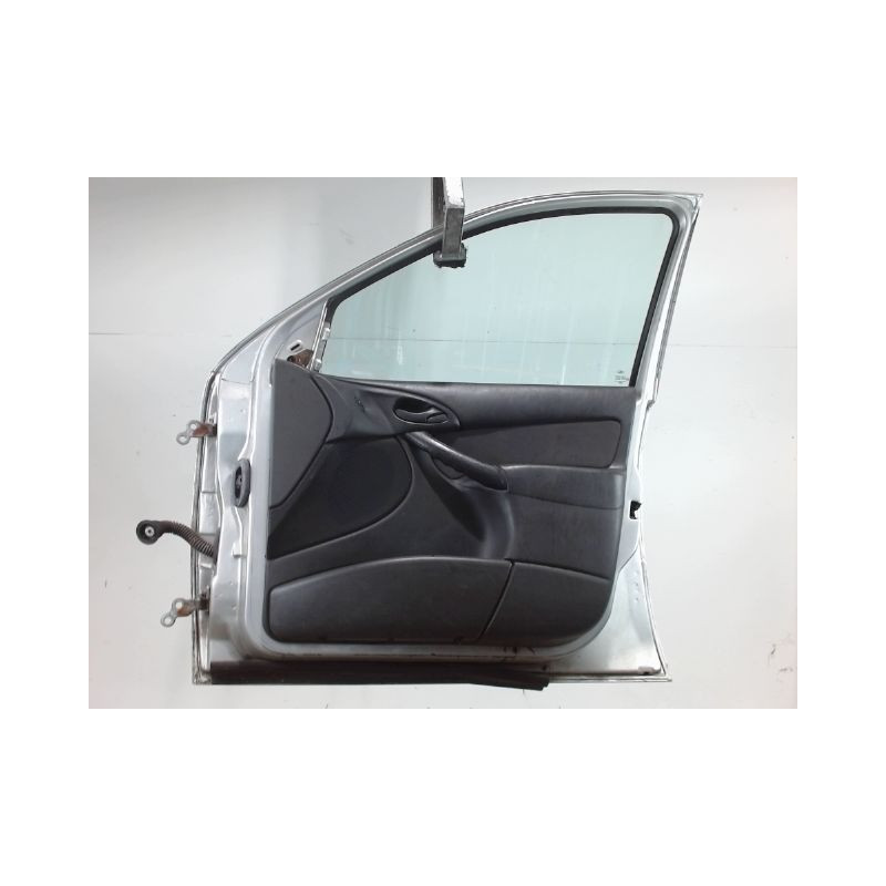 PORTE AVANT DROIT FORD FOCUS 98-04