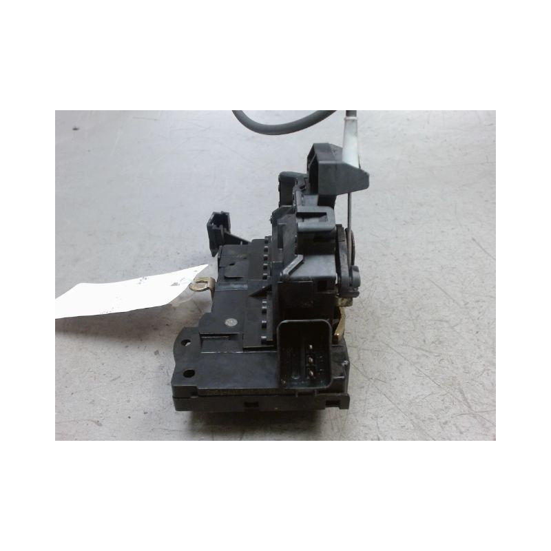 SYSTEME CONDAMNATION ARRIERE DROIT FORD FOCUS 98-04