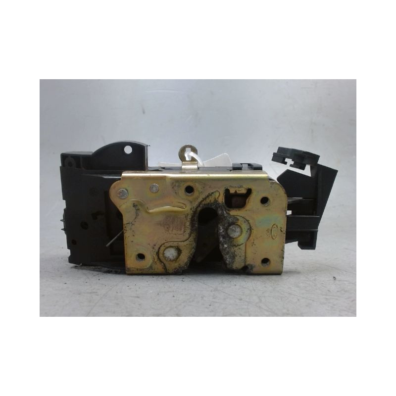 SYSTEME CONDAMNATION ARRIERE GAUCHE FORD FOCUS 98-04