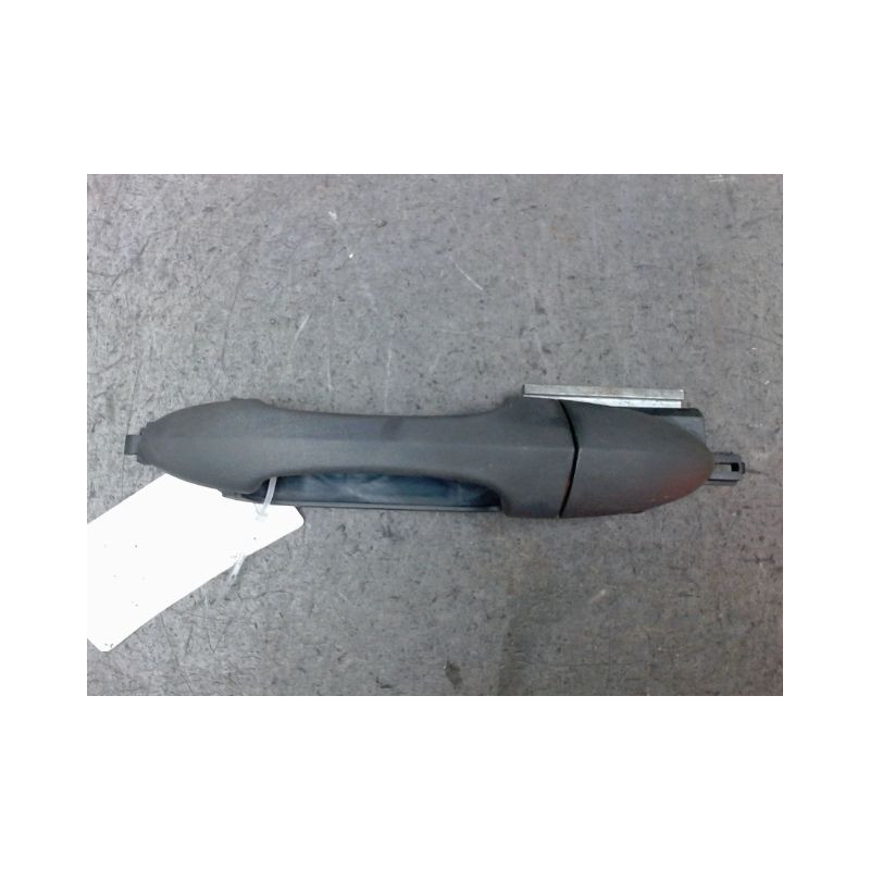 POIGNEE EXTERIEURE PORTE ARRIERE GAUCHE FORD FOCUS 98-04