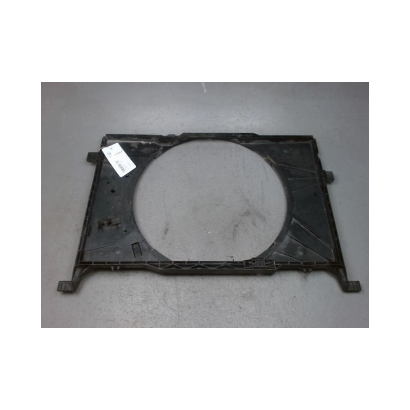SUPPORT DE VENTILATEUR MERCEDES CLASSE B 05-08