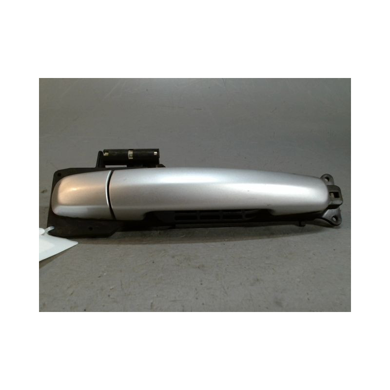 POIGNEE EXTERIEURE PORTE AVANT DROIT SUZUKI SWIFT