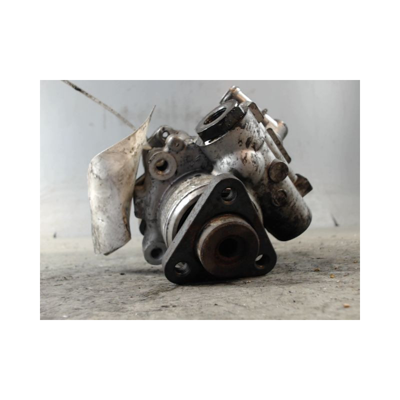POMPE DIRECTION ASSISTEE AUDI A4 2001-