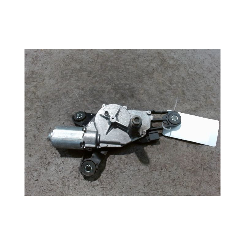 MOTEUR ESSUIE-GLACE ARRIERE MITSUBISHI COLT CZ 2005-