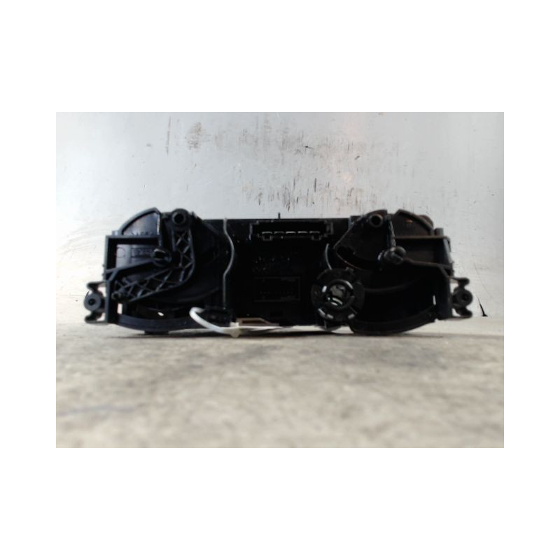 COMMANDE DE CHAUFFAGE MITSUBISHI COLT CZ 2005-