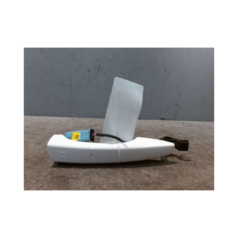 POIGNEE EXTERIEURE PORTE AVANT DROIT OPEL COMBO CARGO 5P
