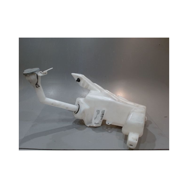 RESERVOIR LAVE-GLACE AVANT NISSAN QASHQAI