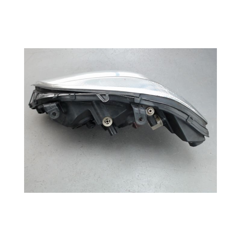 PHARE DROIT OPEL ZAFIRA