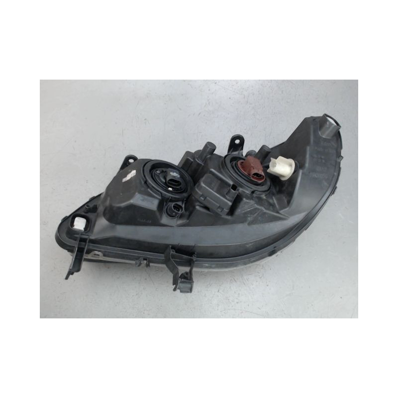 PHARE DROIT OPEL ZAFIRA