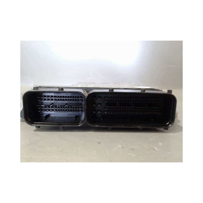 CALCULATEUR MOTEUR AUDI A1