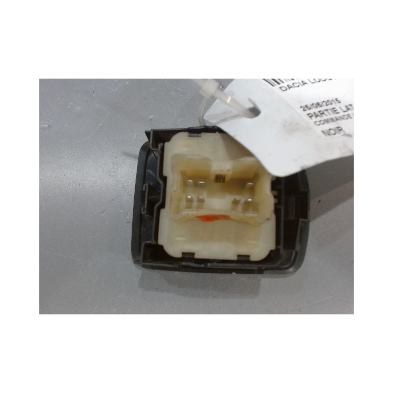 COMMANDE LEVE-GLACE PORTE AVG DACIA LODGY