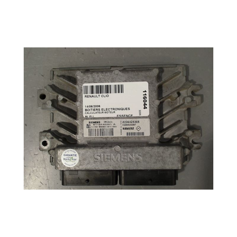 CALCULATEUR MOTEUR RENAULT CLIO