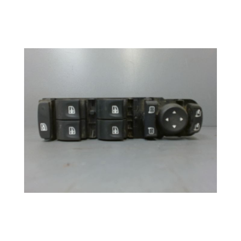 COMMANDE LEVE-GLACE PORTE AVG RENAULT MEGANE