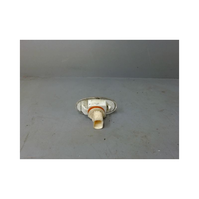 REPETITEUR AILE GAUCHE CHEVROLET SPARK