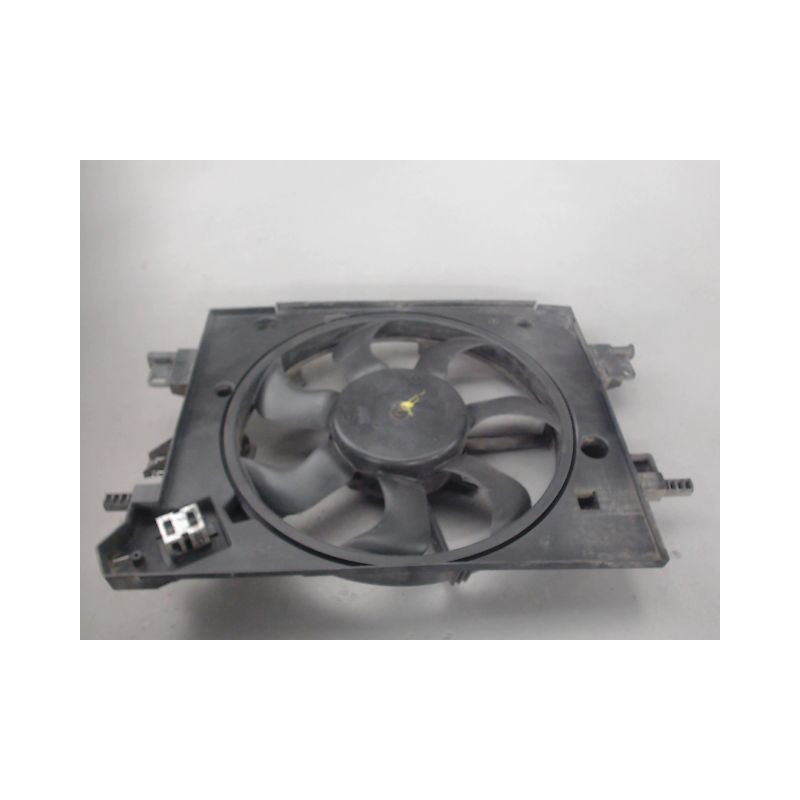 MOTEUR VENTILATEUR RADIATEUR DACIA DUSTER