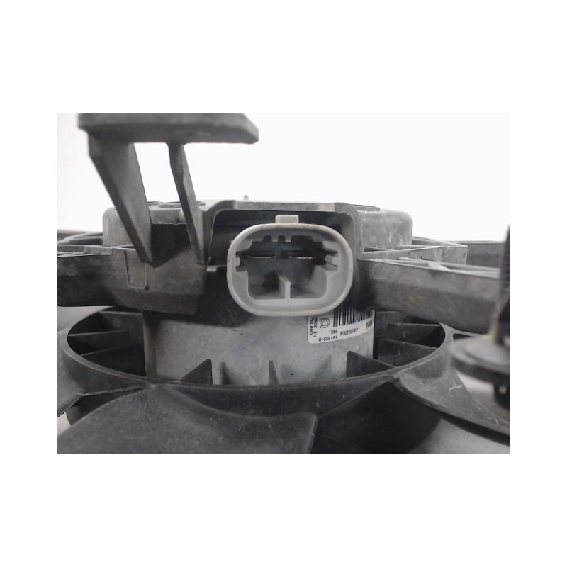 MOTEUR VENTILATEUR RADIATEUR DACIA DUSTER
