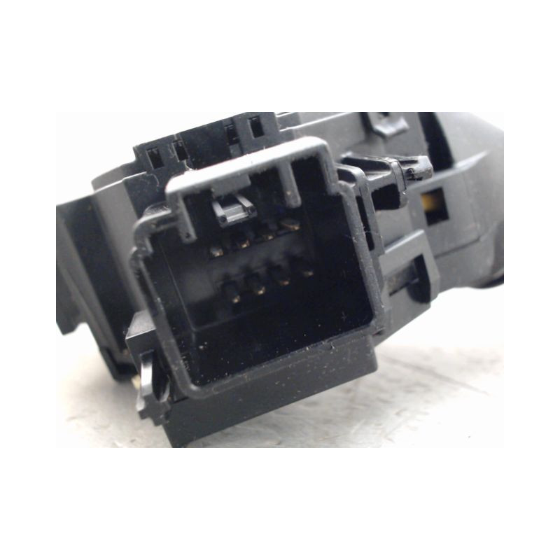 COMMANDE CLIGNOTANT FORD KA+