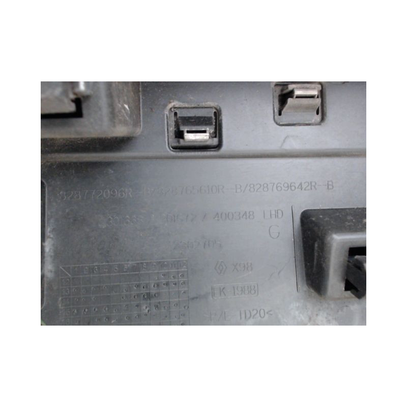 PROTECTION PORTE ARRIERE GAUCHE RENAULT CLIO