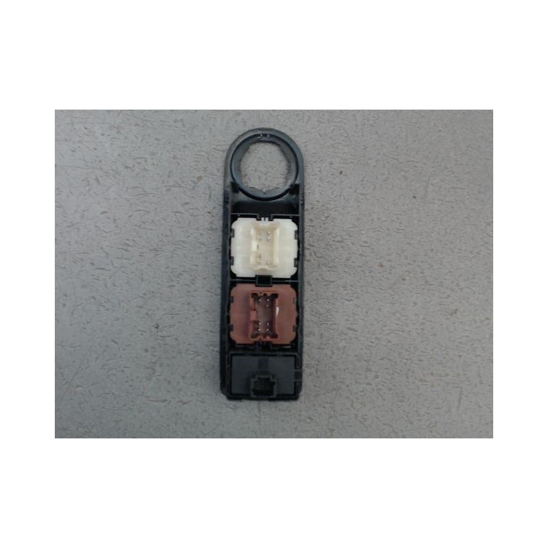 COMMANDE LEVE-GLACE PORTE AVG RENAULT CLIO