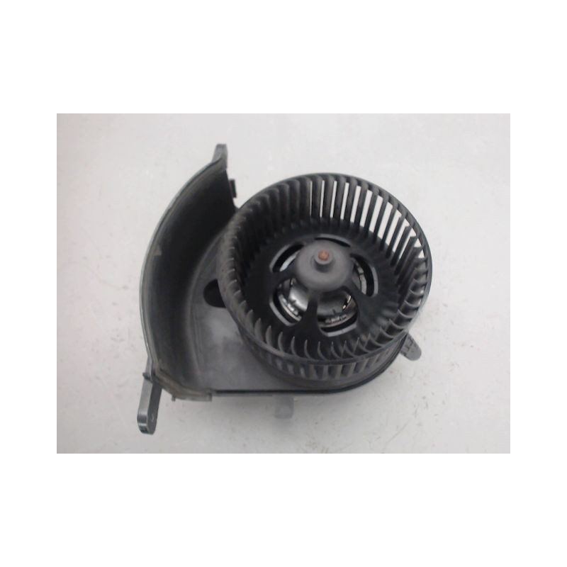 MOTEUR VENTILATEUR CHAUFFAGE RENAULT MEGANE