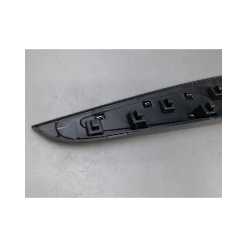 PROTECTION PORTE ARRIERE GAUCHE RENAULT CLIO
